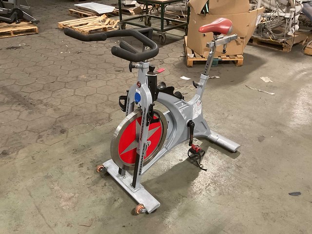 Schwinn evolution-sr spinningbike - afbeelding 3 van  5
