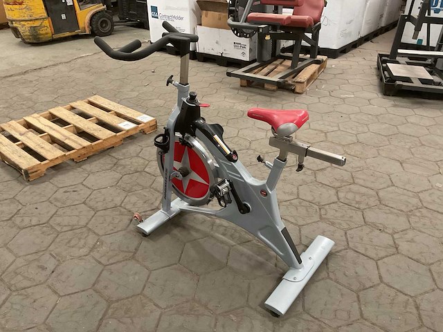 Schwinn evolution-sr spinningbike - afbeelding 4 van  6