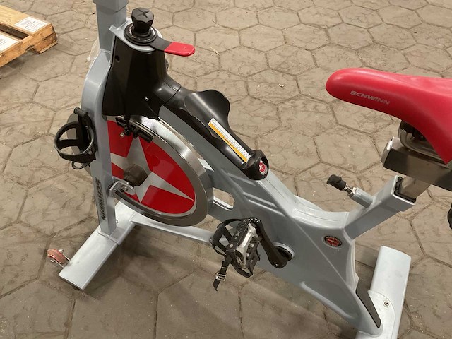 Schwinn evolution-sr spinningbike - afbeelding 5 van  6