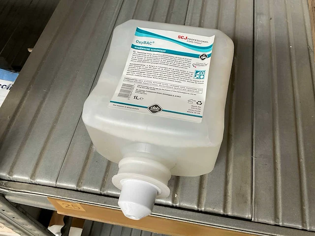 Scj 1ltr oxybac foam wash (47x) - afbeelding 1 van  2