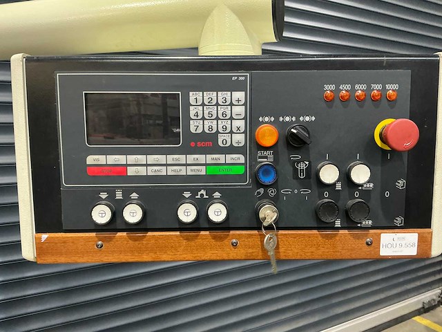 Scm - 2001 - t 130n - tafel- en spilfreesmachine - afbeelding 6 van  31