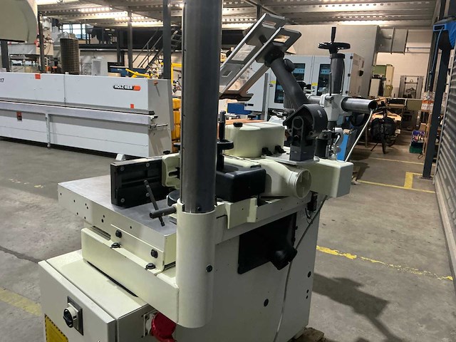 Scm - 2001 - t 130n - tafel- en spilfreesmachine - afbeelding 7 van  31