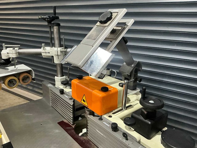 Scm - 2001 - t 130n - tafel- en spilfreesmachine - afbeelding 17 van  31