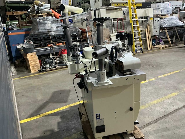Scm - 2001 - t 130n - tafel- en spilfreesmachine - afbeelding 28 van  31