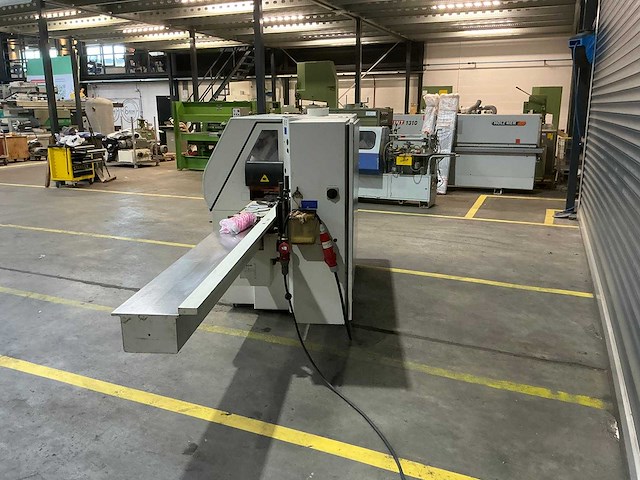 Scm - 2003 - compact p - vierzijdige profileer- en schaafmachine - afbeelding 11 van  16