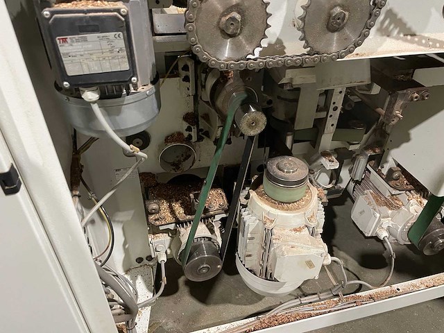 Scm - 2005 - compact p - vierzijdige profileer- en schaafmachine - afbeelding 6 van  33