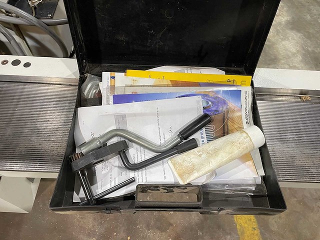 Scm - 2005 - compact p - vierzijdige profileer- en schaafmachine - afbeelding 24 van  33