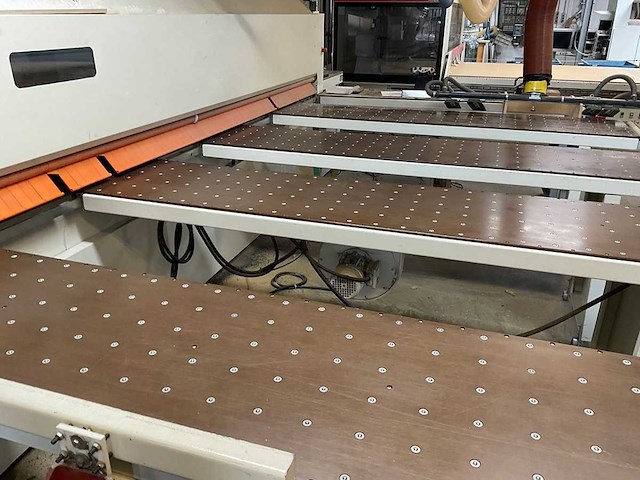 Scm - 2010 - n67 prima - platen opdeelzaagmachine - afbeelding 4 van  6