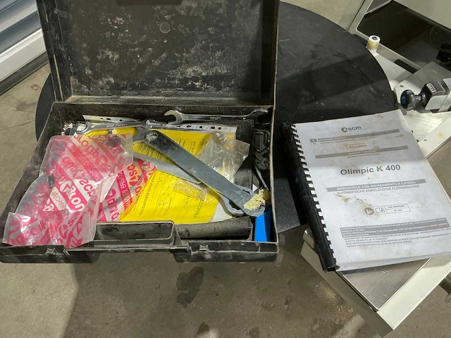 Scm - 2011 - olimpic k400 t-e - kantaanlijmmachine - afbeelding 7 van  16