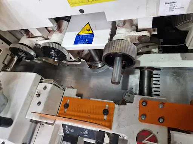 Scm - compact 23 ks - vierzijdige profileer- en schaafmachine - 2002 - afbeelding 13 van  22