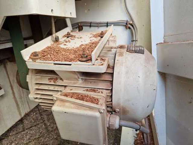 Scm - compact 23 ks - vierzijdige profileer- en schaafmachine - 2002 - afbeelding 18 van  22