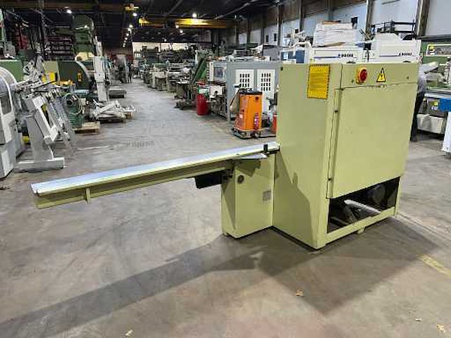 Scm - sintex - vierzijdige profileer- en schaafmachine - afbeelding 10 van  11