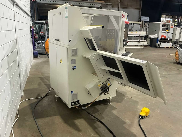 Scm cyflex - 2016 - f900 - cnc-boormachine - afbeelding 3 van  87