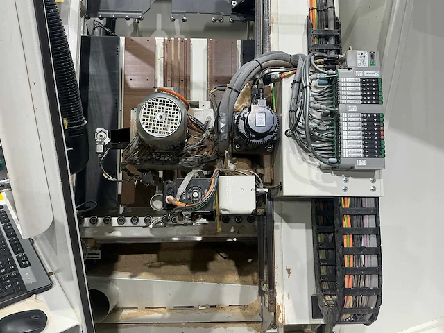 Scm cyflex - 2016 - f900 - cnc-boormachine - afbeelding 15 van  87