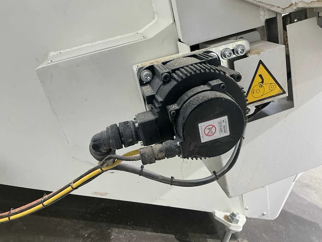 Scm cyflex - 2016 - f900 - cnc-boormachine - afbeelding 16 van  87