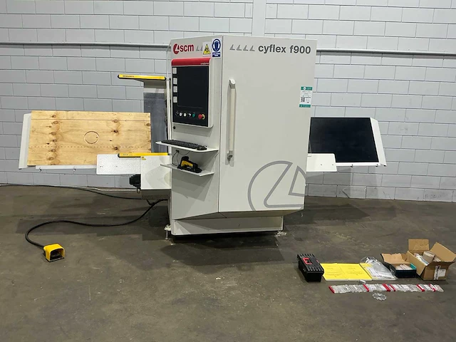 Scm cyflex - 2016 - f900 - cnc-boormachine - afbeelding 50 van  87