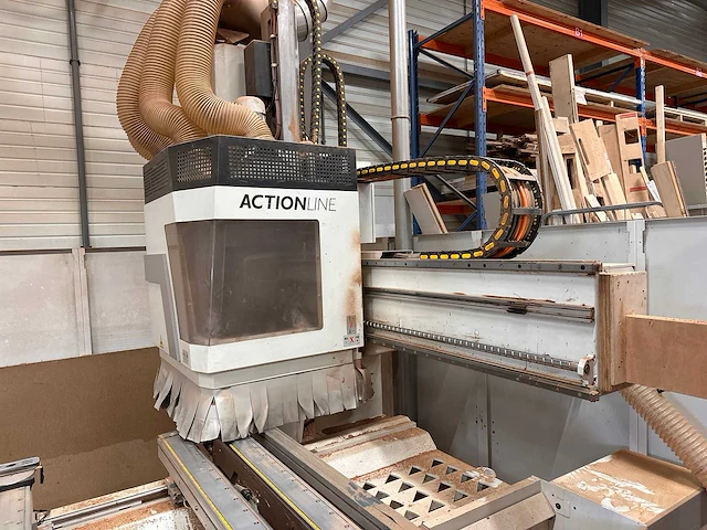 Scm record - 2006 - 110 al tvn prisma - verticale cnc -bewerkingscentra - afbeelding 16 van  30
