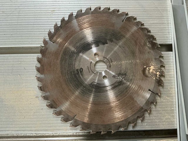 Scm si 3800 tafelcirkelzaagmachine - afbeelding 2 van  17