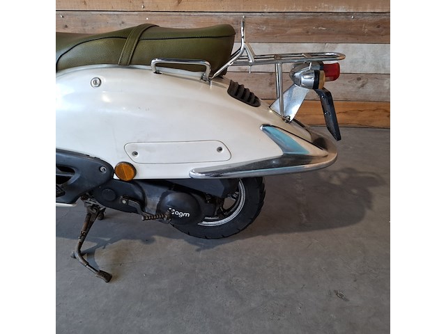 Scooter, agm, v641 | iva, wit, 2017 - afbeelding 3 van  18
