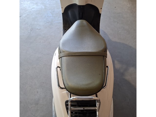 Scooter, agm, v641 | iva, wit, 2017 - afbeelding 6 van  18