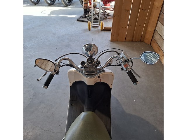 Scooter, agm, v641 | iva, wit, 2017 - afbeelding 7 van  18