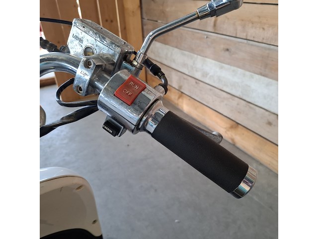 Scooter, agm, v641 | iva, wit, 2017 - afbeelding 8 van  18