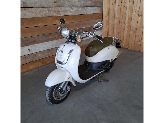 Scooter, agm, v641 | iva, wit, 2017 - afbeelding 11 van  18