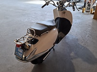 Scooter, agm, v641 | iva, wit, 2017 - afbeelding 14 van  18