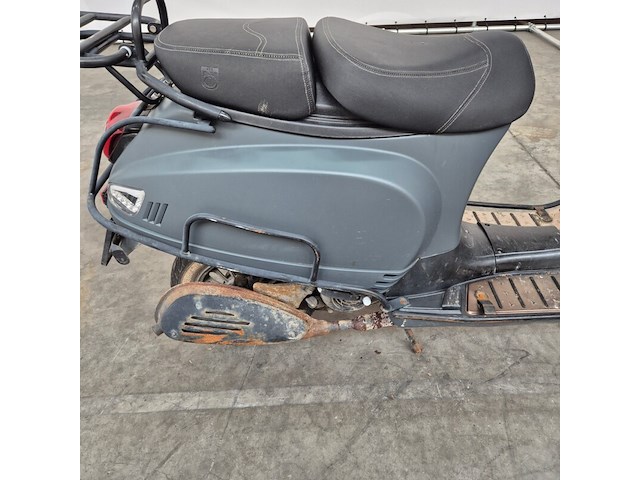 Scooter, btc, riva - afbeelding 10 van  23
