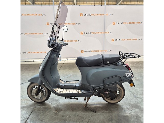 Scooter, btc, riva - afbeelding 19 van  23