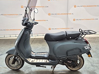 Scooter, btc, riva - afbeelding 19 van  23
