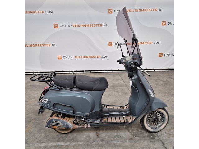 Scooter, btc, riva - afbeelding 1 van  23
