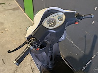 Scooter, evader, ev100metro, 2011 - afbeelding 9 van  15