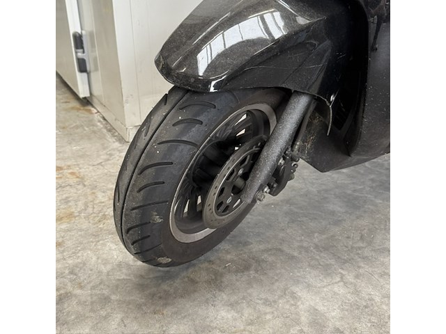 Scooter, evader, ev100metro, zwart, 2021, elektrisch - afbeelding 4 van  18