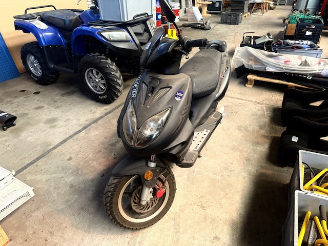 Scooter keeway, f-act 50 - afbeelding 1 van  10