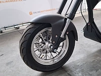 Scooter, mangosteen, m1 - afbeelding 3 van  12