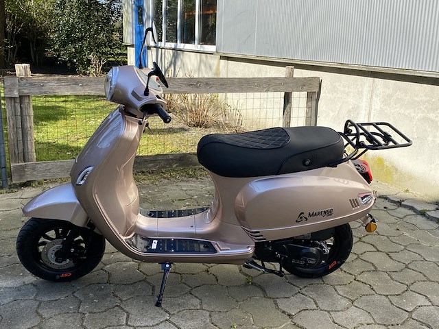 Scooter marengo, v-line exclusive, champagne, bouwjaar 2025 - afbeelding 1 van  7