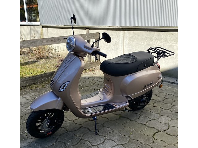 Scooter marengo, v-line exclusive, champagne, bouwjaar 2025 - afbeelding 2 van  7