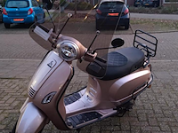 Scooter marengo, v-line exclusive, champagne, bouwjaar 2025 - afbeelding 6 van  7