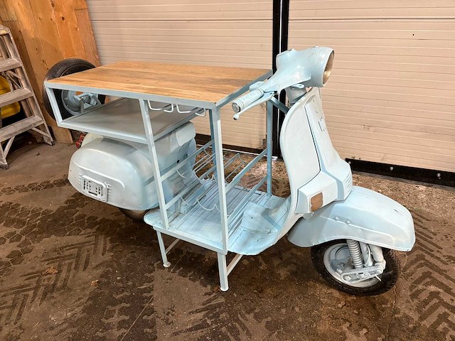 Scooter meubel - afbeelding 1 van  13