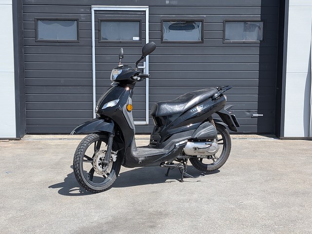 Scooter, peugeot, tweet, 2017 - afbeelding 1 van  23