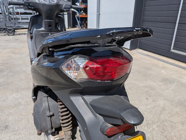 Scooter, peugeot, tweet, 2017 - afbeelding 15 van  23