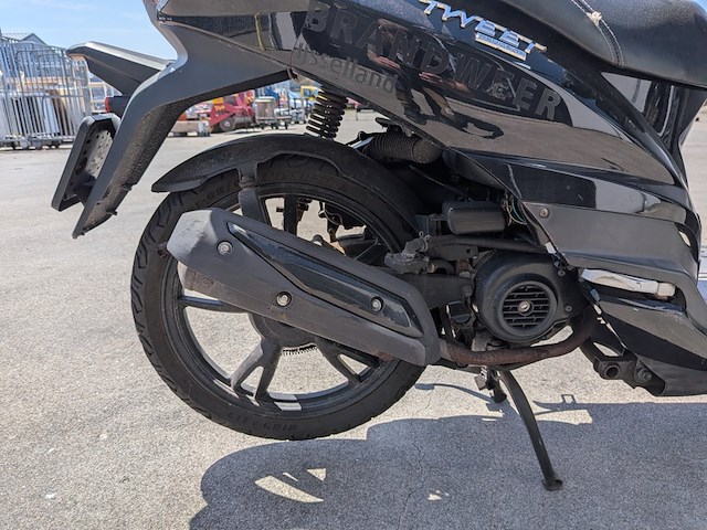 Scooter, peugeot, tweet, 2017 - afbeelding 16 van  23