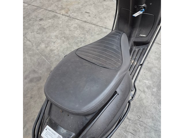 Scooter, piaggio, vespa sprint - afbeelding 10 van  21