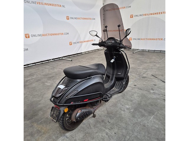 Scooter, piaggio, vespa sprint - afbeelding 2 van  21