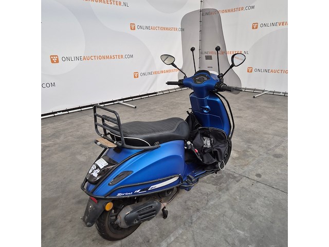 Scooter, piaggio, vespa sprint - afbeelding 2 van  21