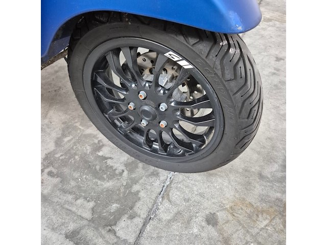 Scooter, piaggio, vespa sprint - afbeelding 4 van  21