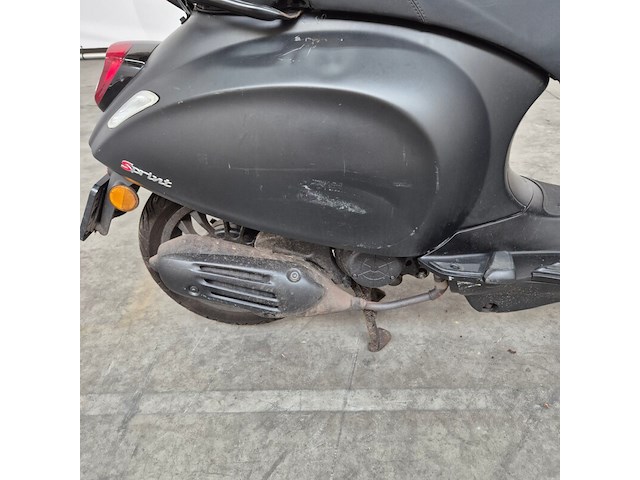 Scooter, piaggio, vespa - afbeelding 11 van  26