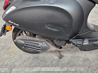 Scooter, piaggio, vespa - afbeelding 11 van  26