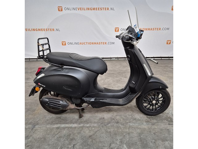 Scooter, piaggio, vespa - afbeelding 1 van  26